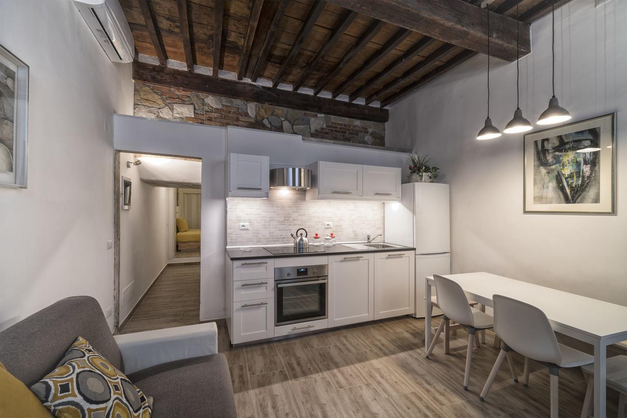 Lejlighed i Historisk Centrum på 60 m². Soveværelser: 1. Private badeværelser: 2. Firenze Værelse billede